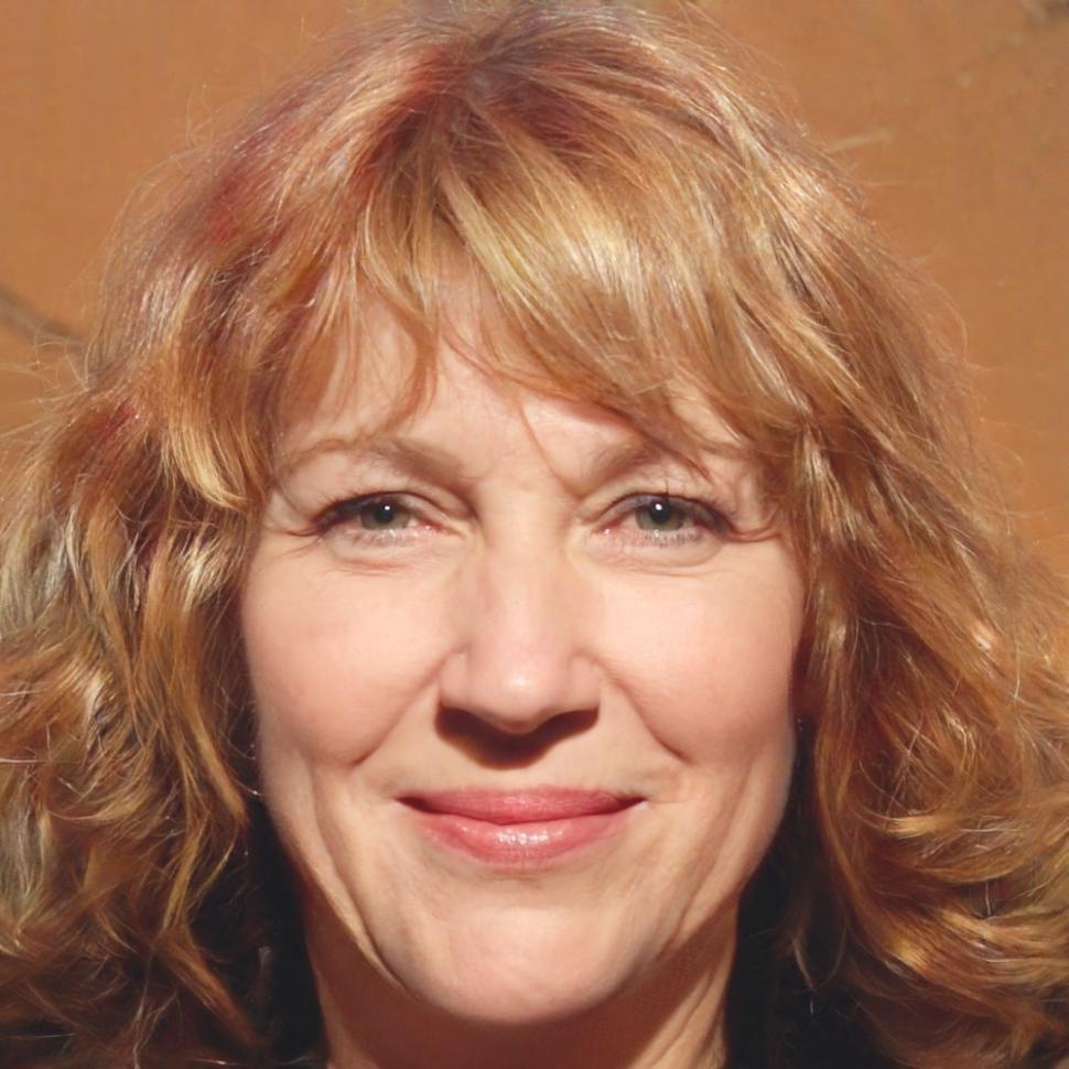 Portrait de Marine Dubois, analyste financière senior